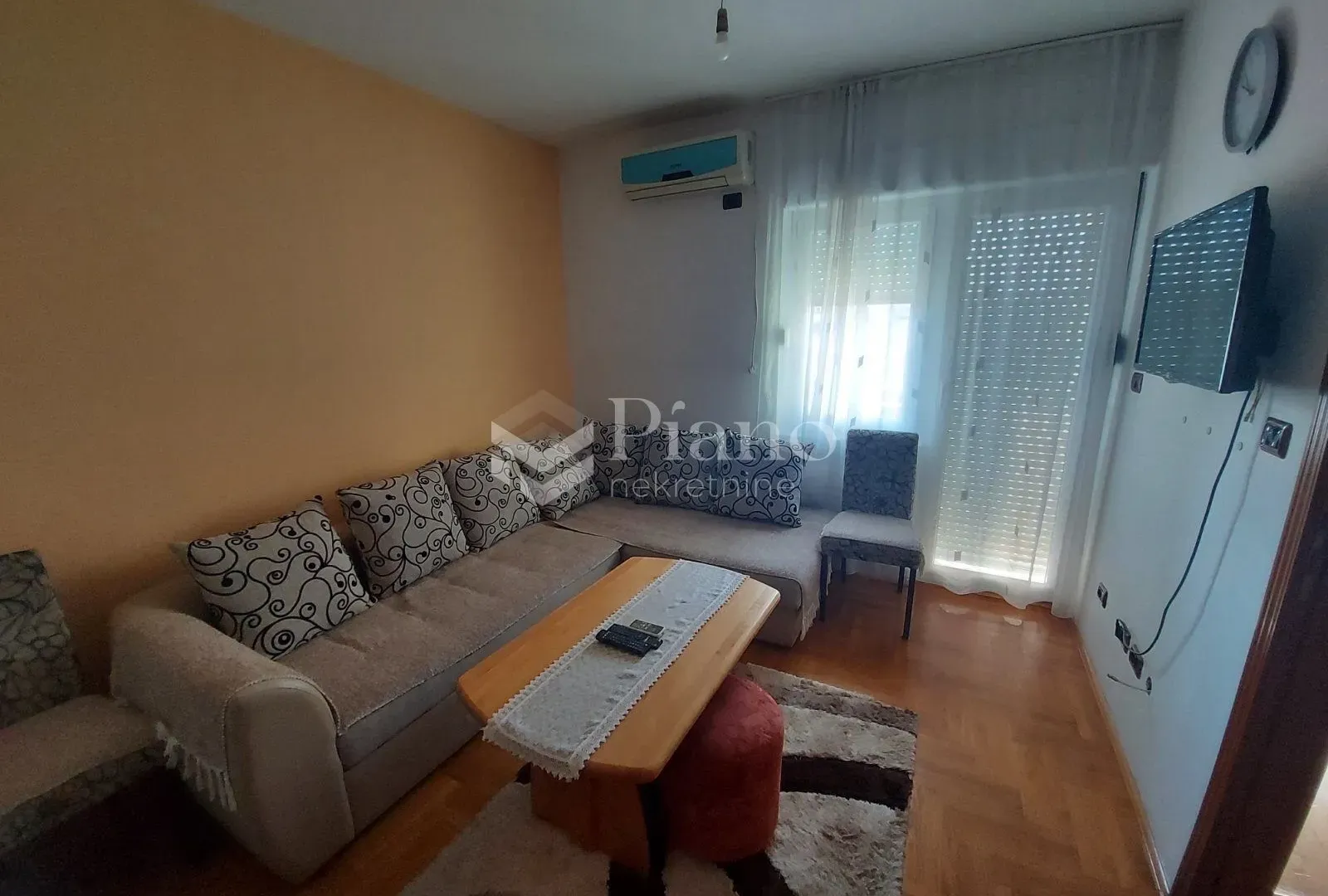 Izdavanje, jednosoban stan, 30m², Zabjelo, Podgorica