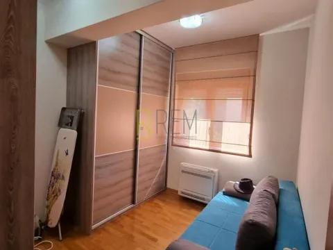 Prodaja, trosoban stan, 108m², Gorica C, Podgorica - image 10