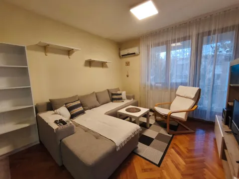 Rent, two bedroom apartment, 44m², Vojna Bolnica, Niš - image 10
