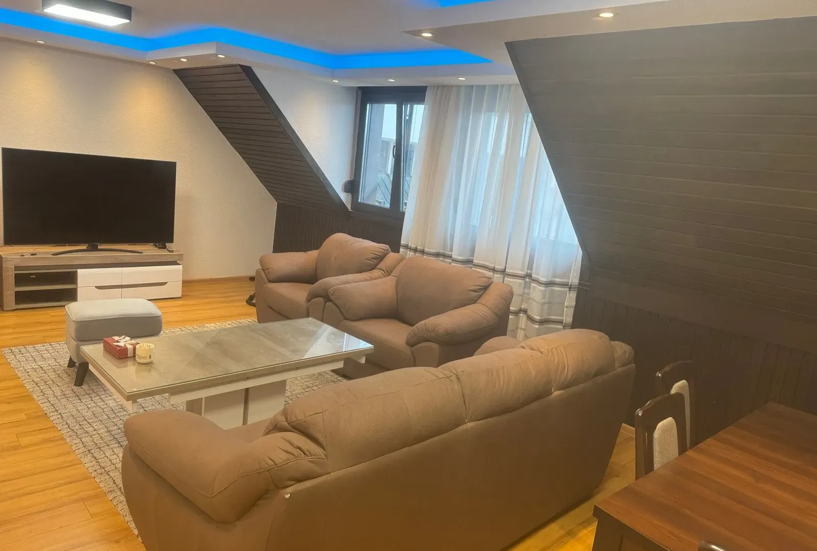 Sale, two bedroom apartment, 69m², Centar, Žabljak