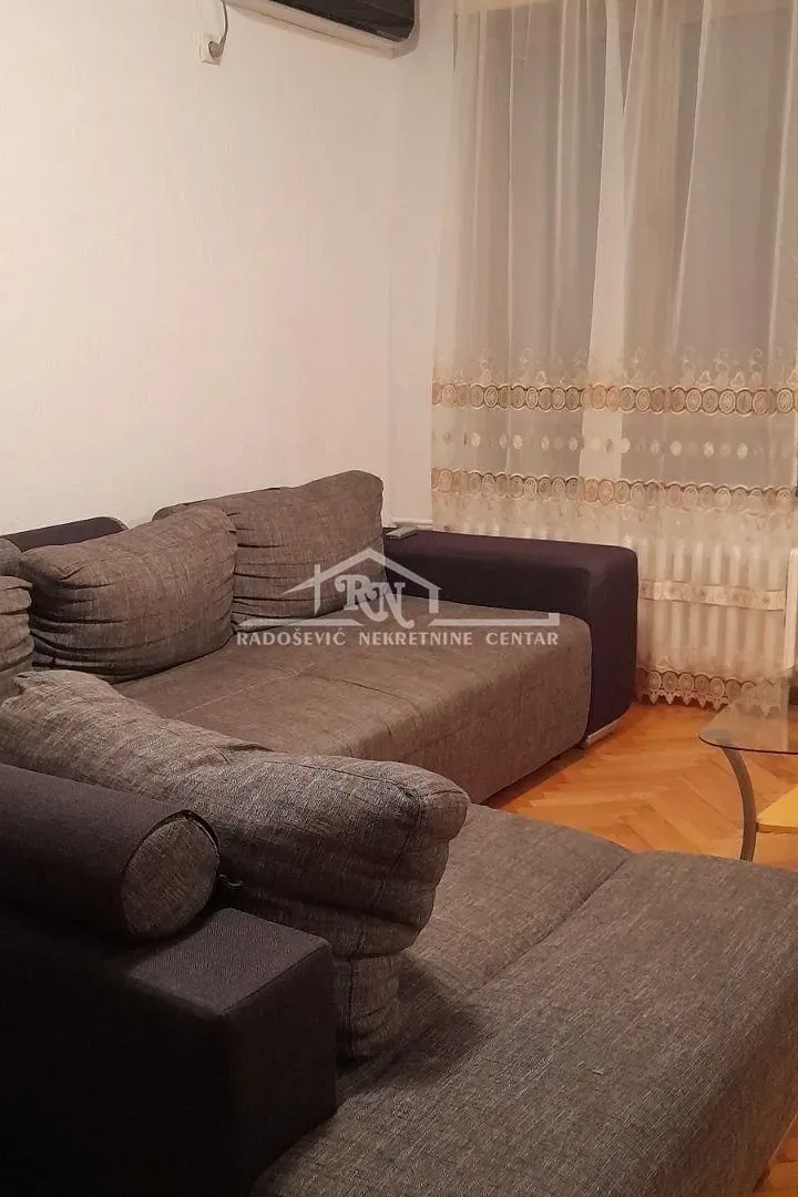 Rent, two bedroom apartment, 48m², Slavija, Vračar Sve Podlokacije