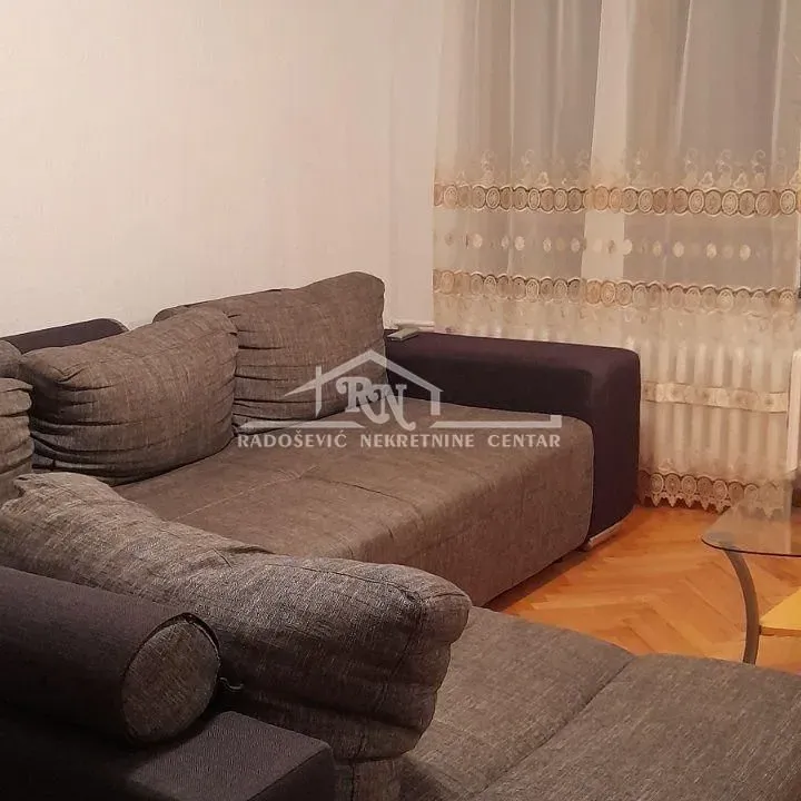 Rent, two bedroom apartment, 48m², Slavija, Vračar Sve Podlokacije