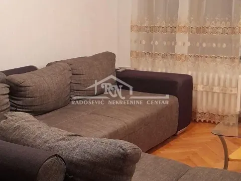 Stan in Slavija