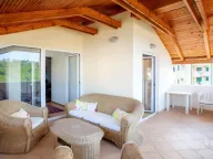 Prodaja, jednosoban stan, 69m², Petrovac, Budva - image 2