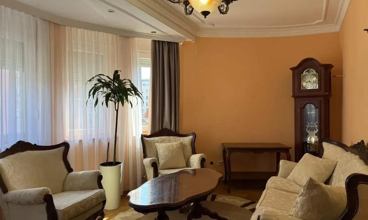 Izdavanje, četvorosoban stan, 75m², Vukov Spomenik, Zvezdara Sve Podlokacije