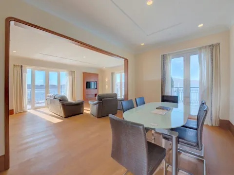 Sale, three bedroom apartment, 236m², Porto Montenegro, Tivat - image 11