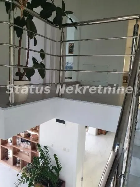 Prodaja, kuća, 360m², Irig, Srbija
