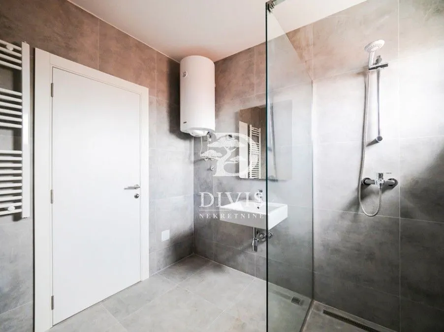 Prodaja, stan, 92m², Autokomanda, Voždovac Sve Podlokacije
