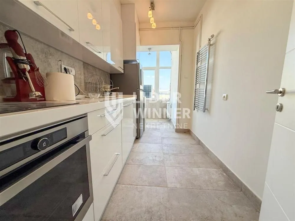 Prodaja, trosoban stan, 82m², Vukov Spomenik, Zvezdara Sve Podlokacije
