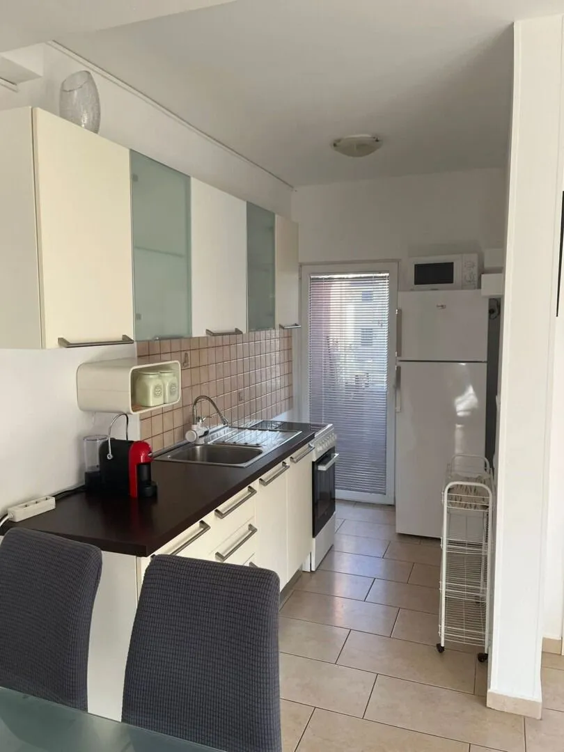 Prodaja, dvosoban stan, 56m², Donja Lastva, Tivat