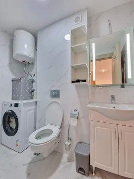 Rent, one bedroom apartment, 44m², Bečići, Budva - image 13