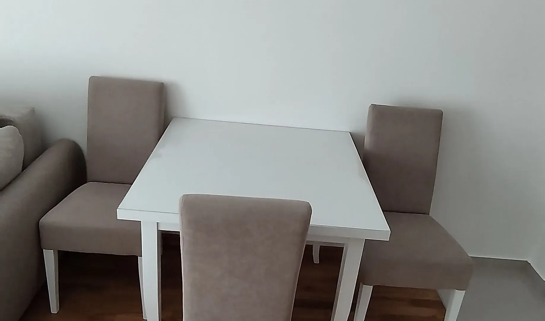 Izdavanje, jednosoban stan, 40m², Zabjelo, Podgorica