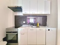 Izdavanje, dvosoban stan, 80m², Rafailovići, Budva - image 7