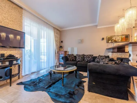 Prodaja, kuća, 148m², Orahovac, Kotor - image 8