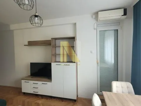 Izdavanje, stan, 38m², Rotkvarija, Novi Sad Sve Podlokacije - image 3