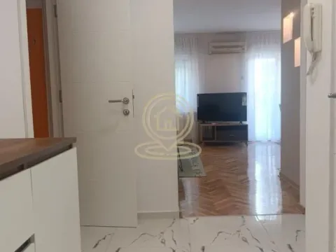 Rent, three bedroom apartment, 78m², Severni Bulevar, Zvezdara Sve Podlokacije - image 8