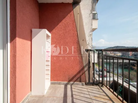 Rent, three bedroom apartment, 87m², 1 maj, Podgorica - image 11