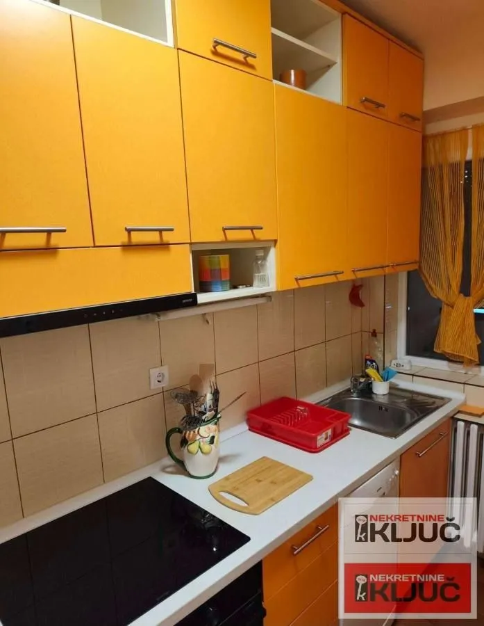 Izdavanje, dvosoban stan, 50m², Spens, Novi Sad Sve Podlokacije