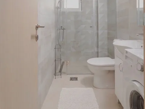 Izdavanje, jednosoban stan, 56m², Bulevar, Budva - image 10