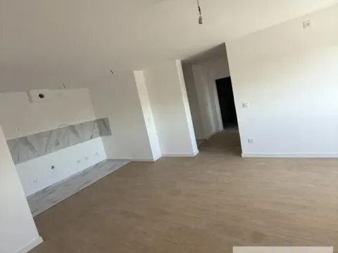 Izdavanje, trosoban stan, 69m², Nova Pazova, Stara Pazova - image 2