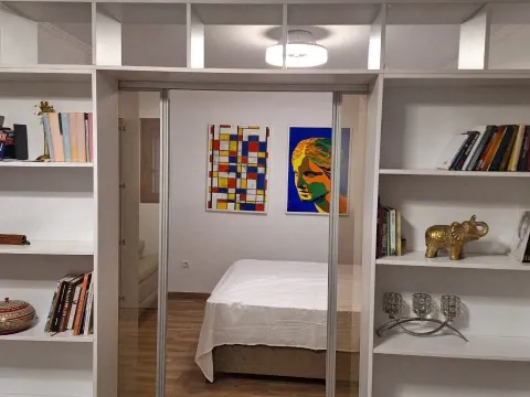 Rent, two bedroom apartment, 68m², Tivat, Crna Gora - image 12