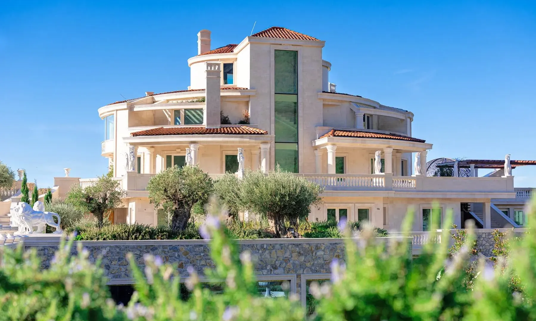 Sale, house, 1777m², Kuljače, Budva