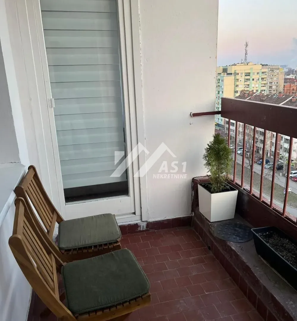 Izdavanje, trosoban stan, 70m², Novi Sad Sve Podlokacije, Novi Sad