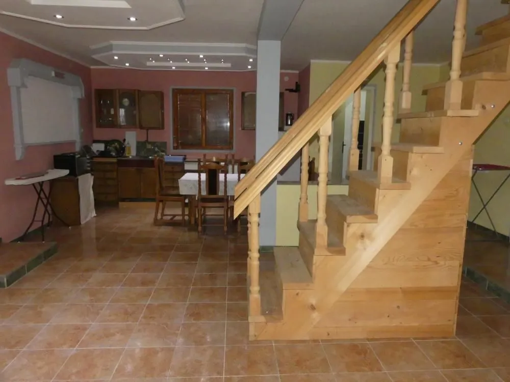 Prodaja, kuća, 240m², Lipar, Jagodina