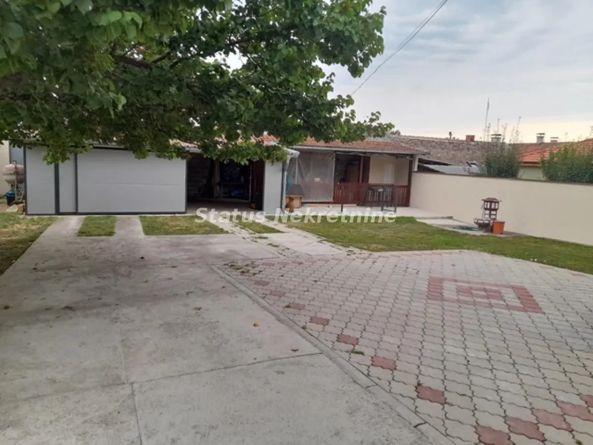Prodaja, kuća, 246m², Sremski Karlovci, Novi Sad