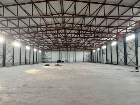 Izdavanje, poslovni prostor, 1500m², Zemun Ugrinovci, Zemun Sve Podlokacije - image 2