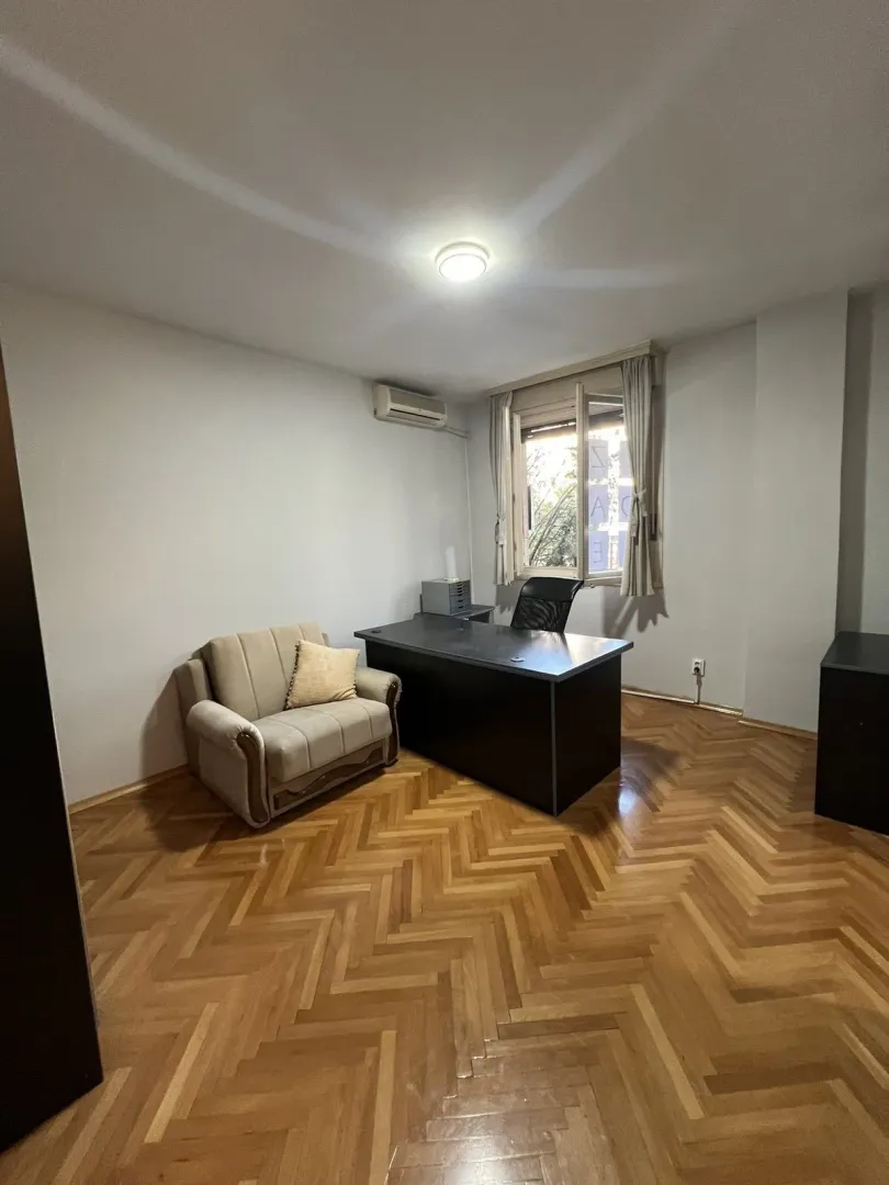 Rent, office space, 60m², Preko Morače, Podgorica