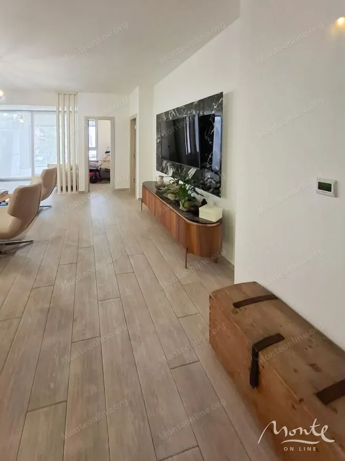 Prodaja, trosoban stan, 118m², Dubovica, Budva