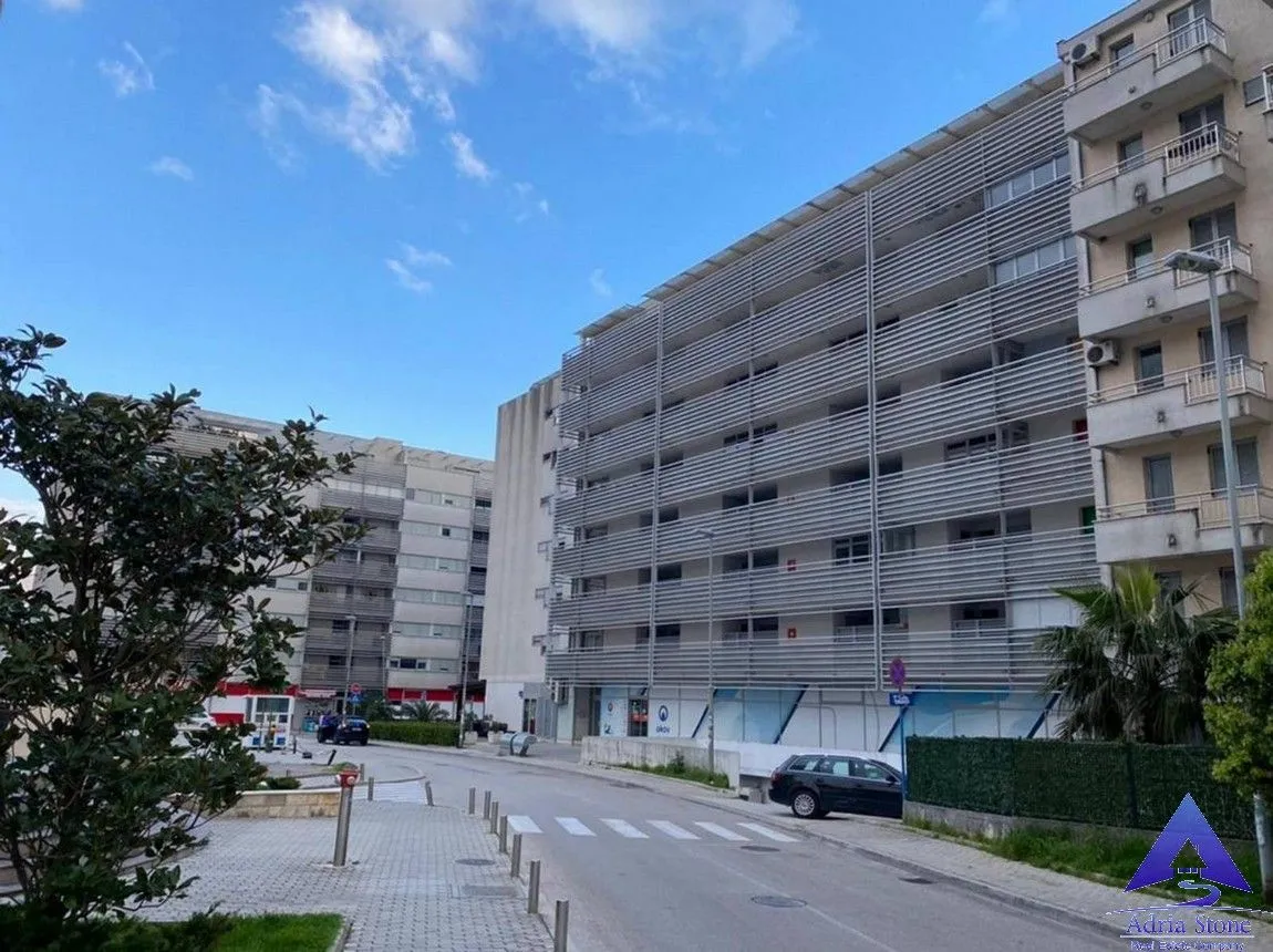 Sale, two bedroom apartment, 85m², Rozino, Budva