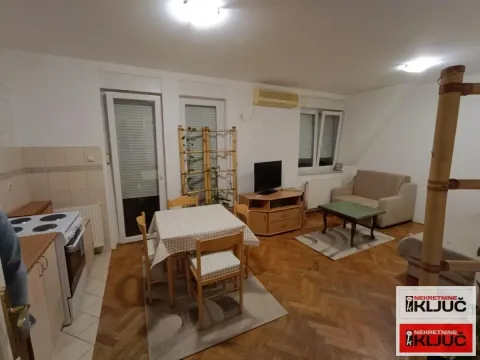 Izdavanje, garsonjera, 28m², Sajmište, Novi Sad - image 5