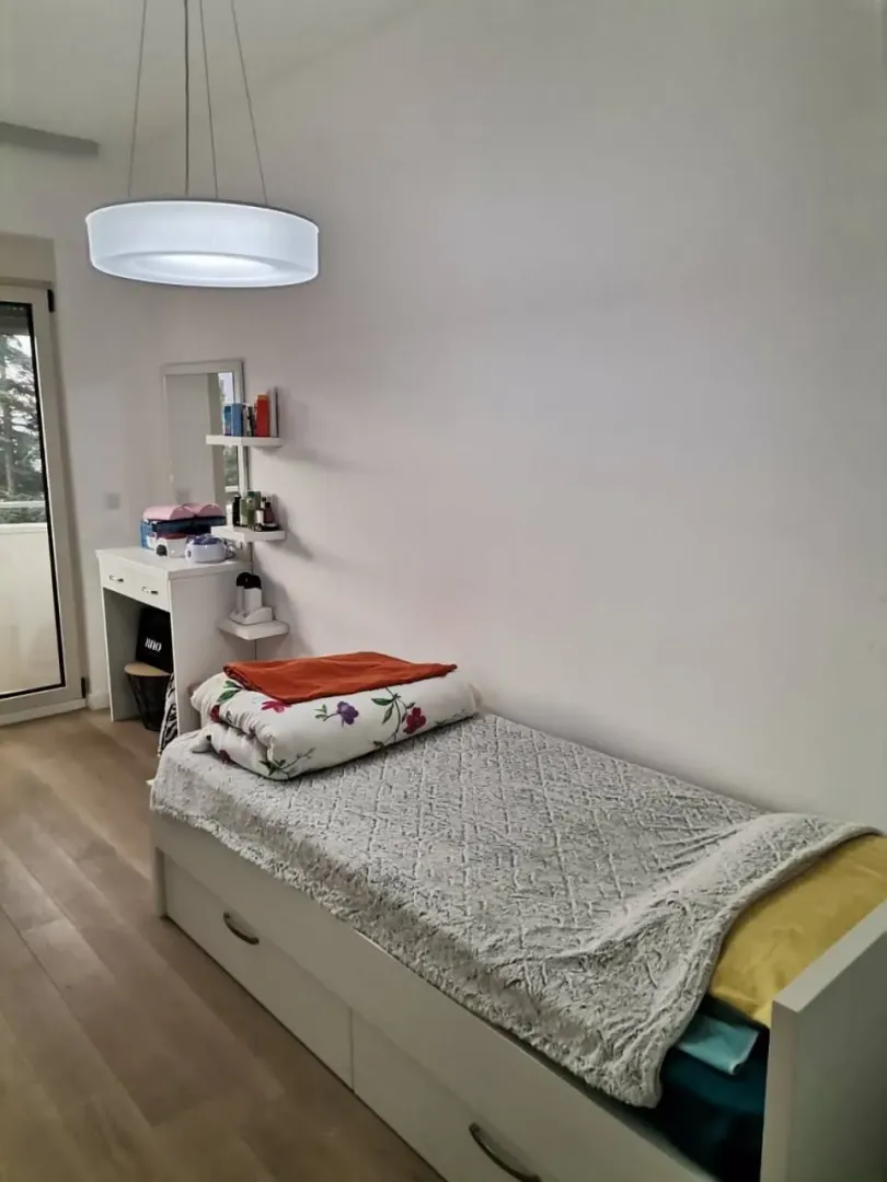 Rent, three bedroom apartment, 90m², Bečići, Budva