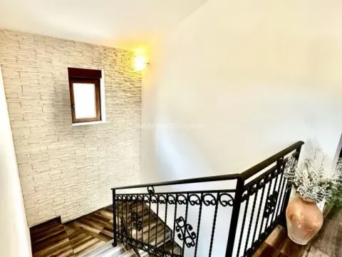 Prodaja, kuća, 173m², Kotor, Crna Gora - image 12