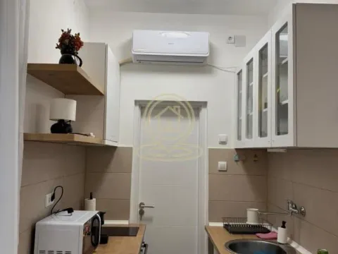 Izdavanje, dvosoban stan, 40m², Čubura, Beograd - image 6