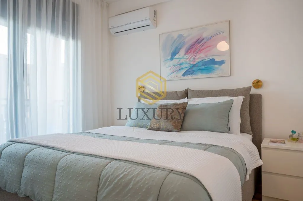 Prodaja, dvosoban stan, 63m², Pod Kuk, Tivat