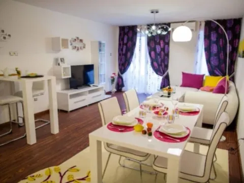 Rent, one bedroom apartment, 64m², Petrovac, Budva - image 2