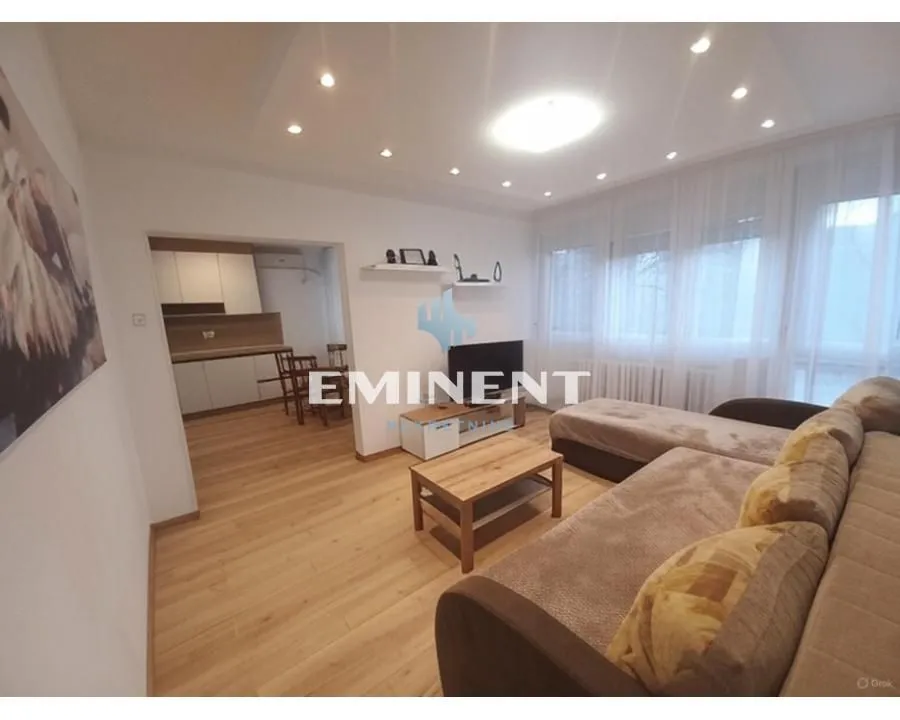 Izdavanje, trosoban stan, 67m², Novi Beograd Blok 70, Novi Beograd Sve Podlokacije