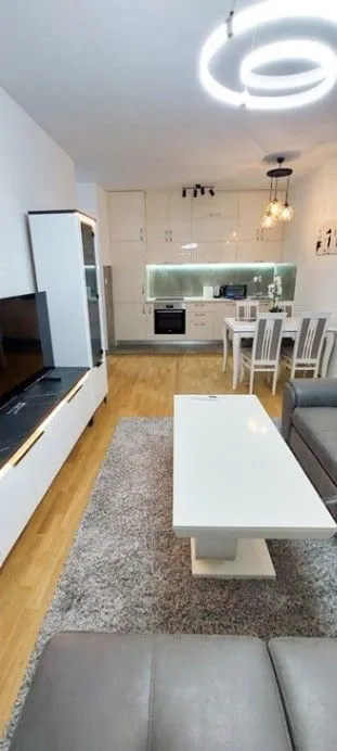 Izdavanje, jednosoban stan, 45m², Zabjelo, Podgorica