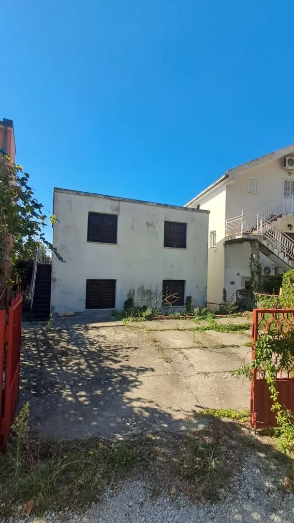 Sale, house, 110m², Sutomore, Bar