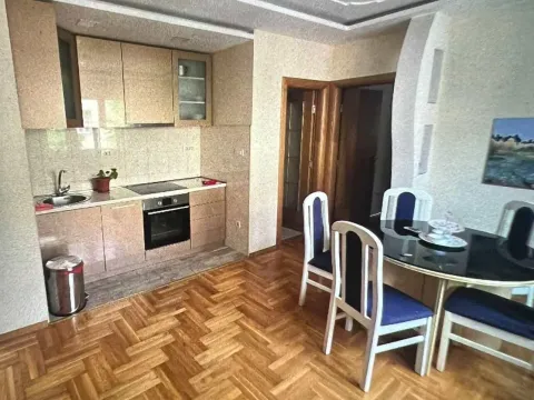 Rent, two bedroom apartment, 68m², Centar, Podgorica - image 4