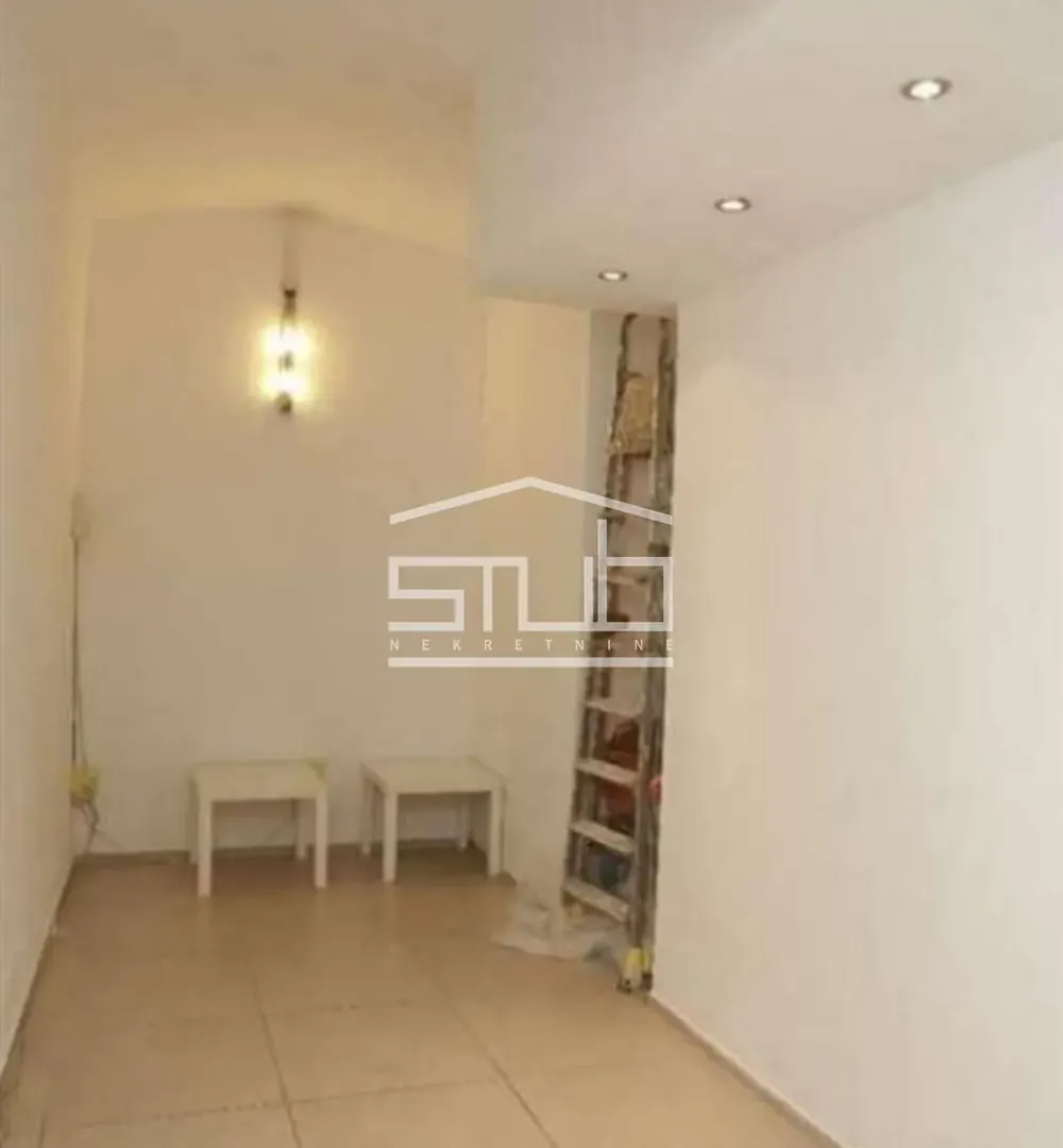 Sale, office space, 38m², Stari Grad, Beograd