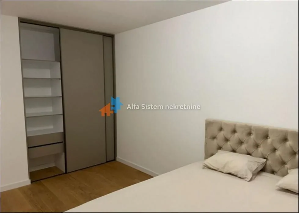 Rent, two bedroom apartment, 60m², Stari Grad, Beograd