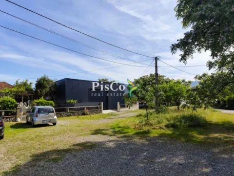 Izdavanje, poslovni prostor, 130m², Stari Aerodrom, Podgorica - image 7