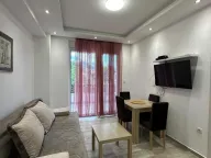 Rent, one bedroom apartment, 42m², Centar, Tivat - image 2