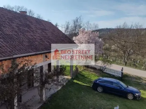 Prodaja, kuća, 188m², Petrovac na Mlavi, Srbija - image 9