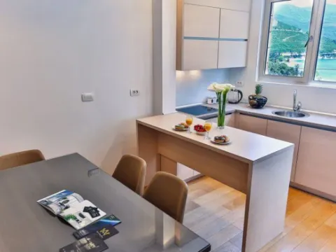 Daily-rent, two bedroom apartment, 76m², Budva, Crna Gora - image 13