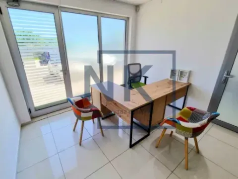 Izdavanje, poslovni prostor, 190m², City Kvart, Podgorica - image 3